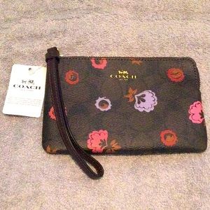 Final sale price❗️just reduced NWT Coach multi color brown wristlet